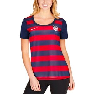 NWT Women's Nike Navy/Red US National Team Match Performance T-Shirt M